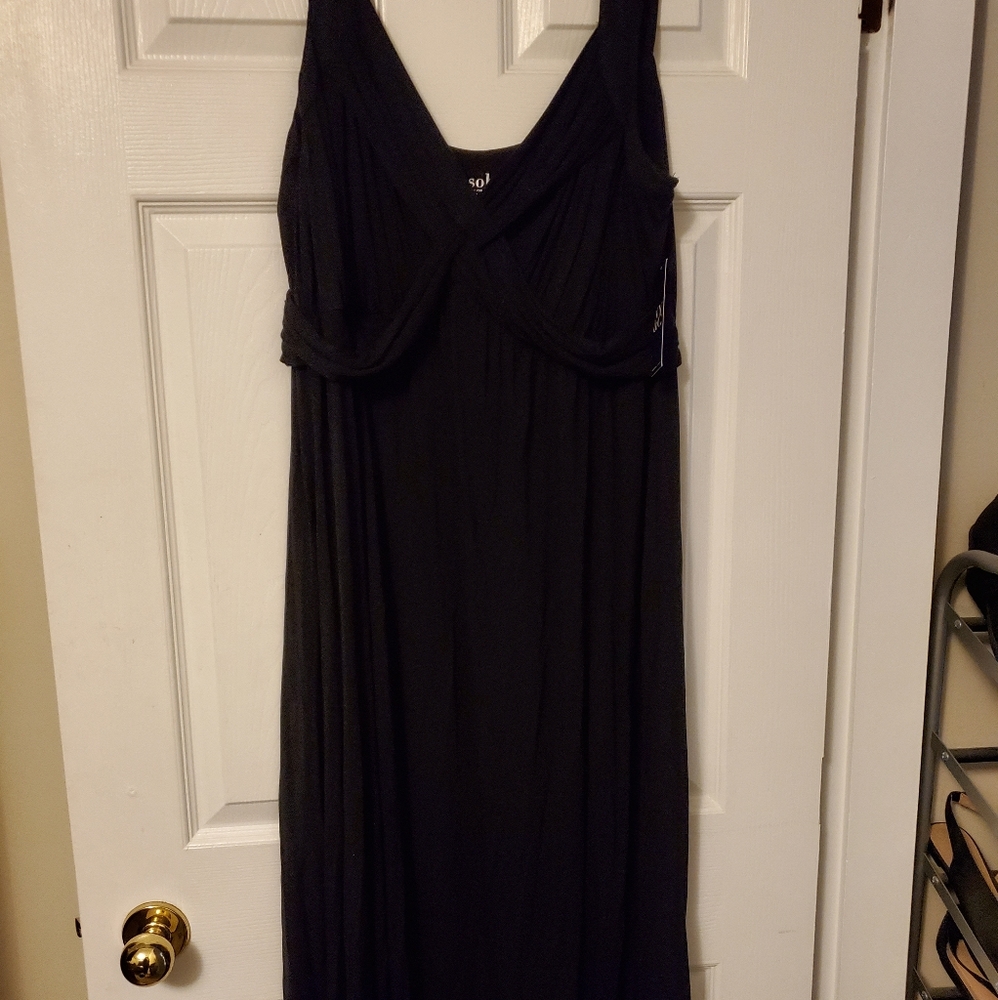 Black maxi dress